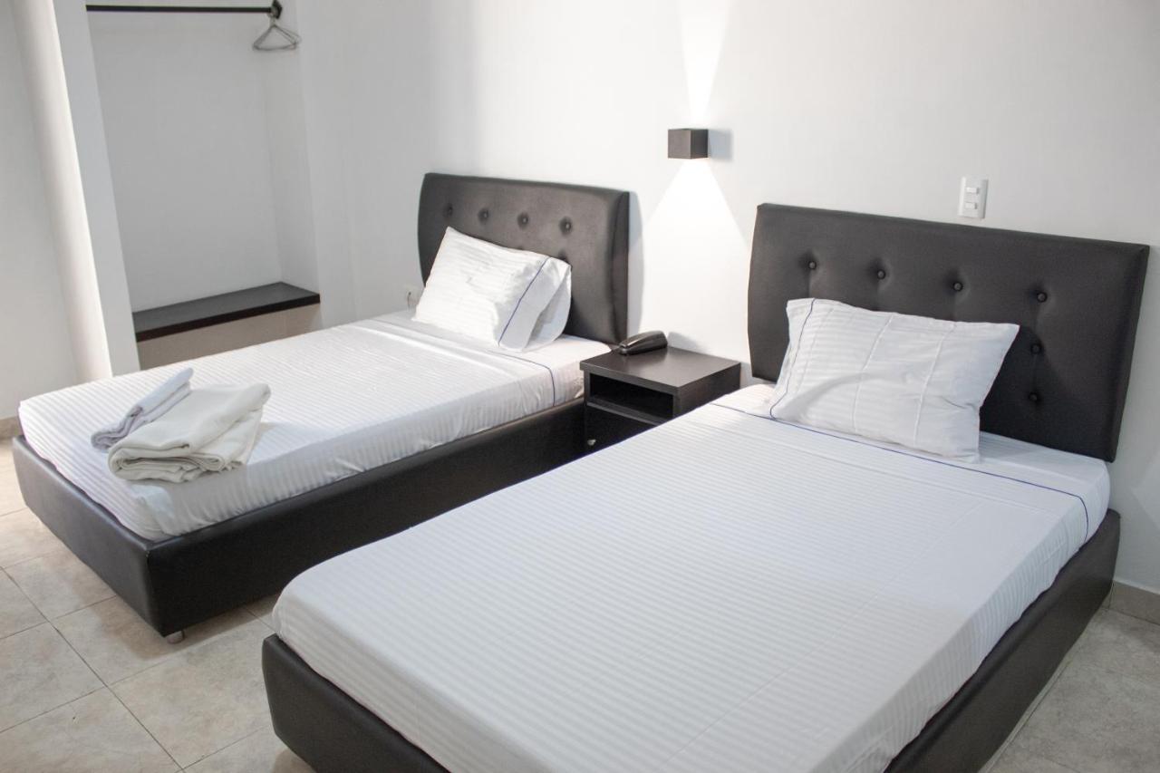 Hotel Fenix Cúcuta Kültér fotó
